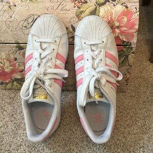 Adidas Size 6 unisex Child Superstar Legacy Sneaker